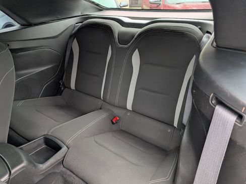 Used 2019 Chevrolet Camaro LT image 7