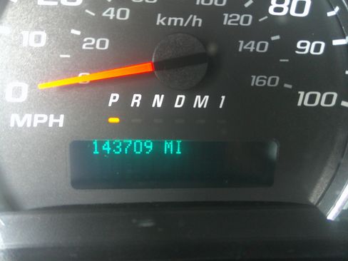 Used 2017 Chevrolet Express 3500 UNAVAIL RWD image 13