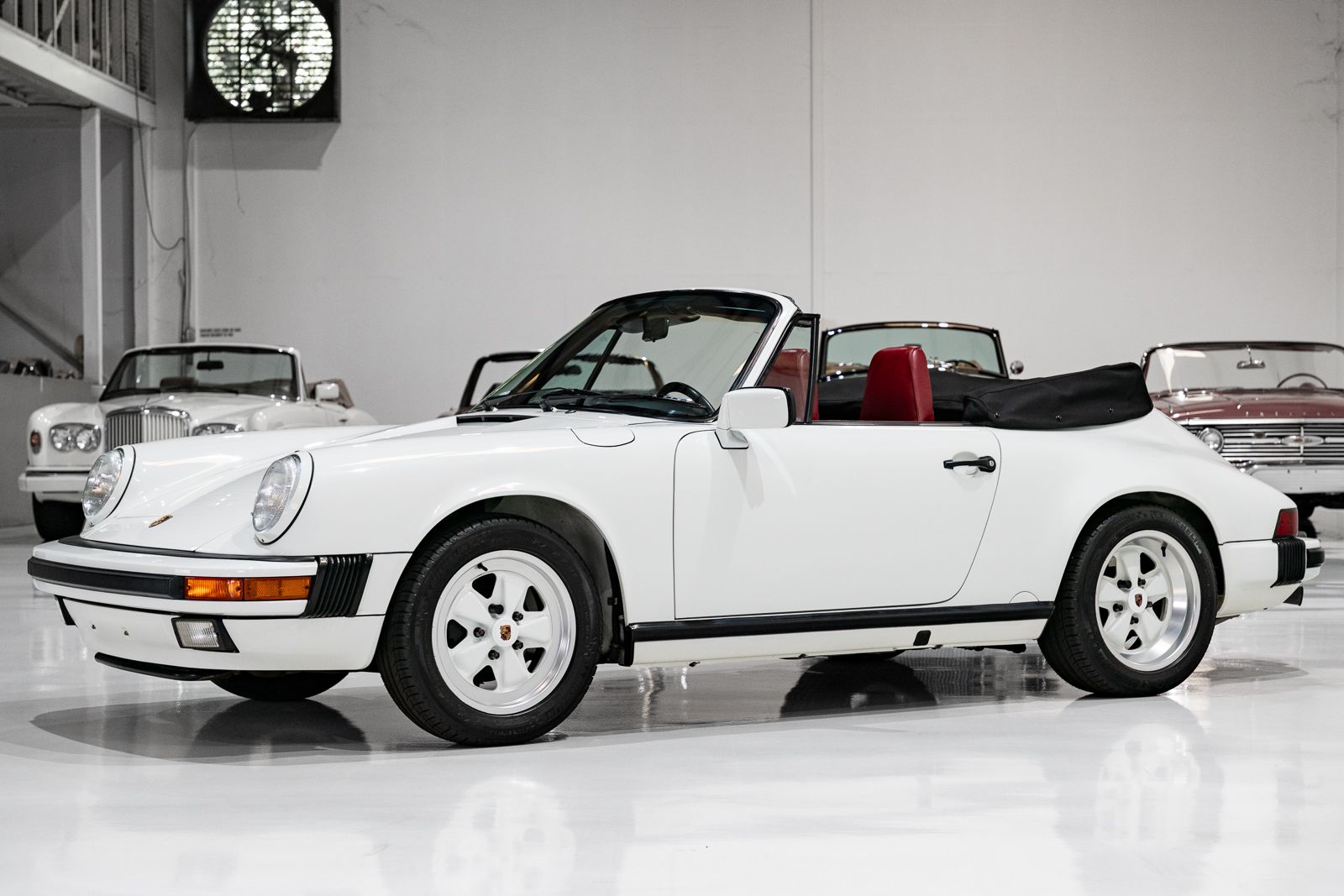 Used 1989 Porsche 911 Carrera Cabriolet RWD image 1