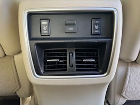 Used 2015 Nissan Murano image 18