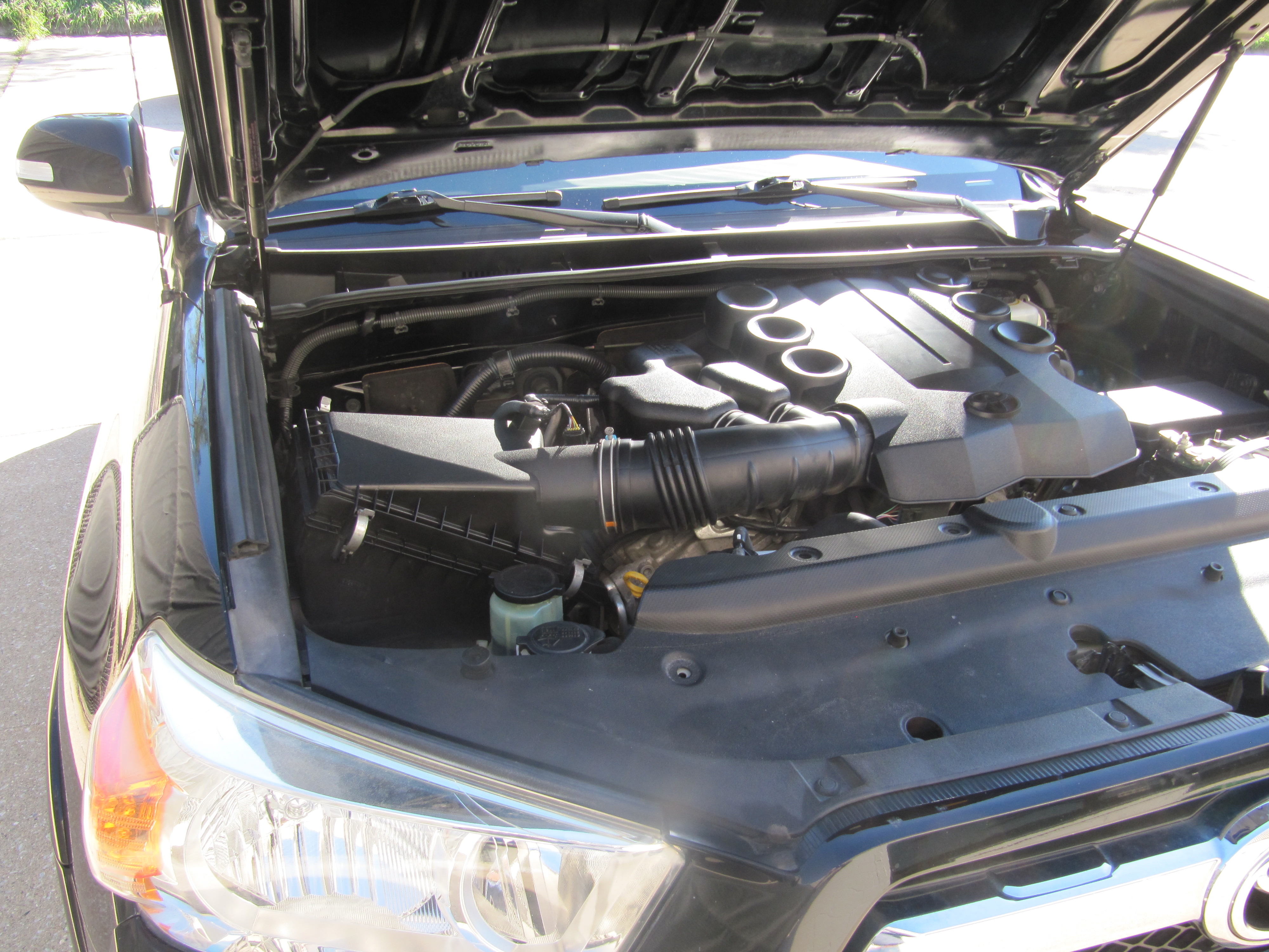 Used 2011 Toyota 4Runner 4WD image 22