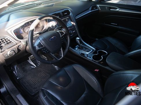 Used 2016 Ford Fusion Titanium image 5