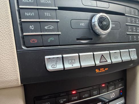 Used 2016 Mercedes-Benz E 350 Sedan image 13