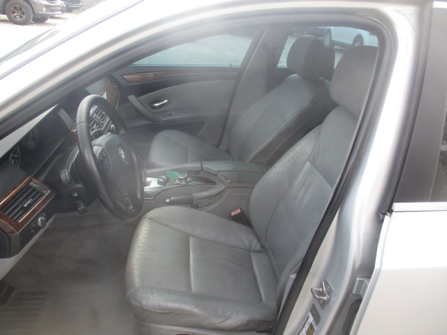 Used 2010 BMW 535i Sedan RWD image 9