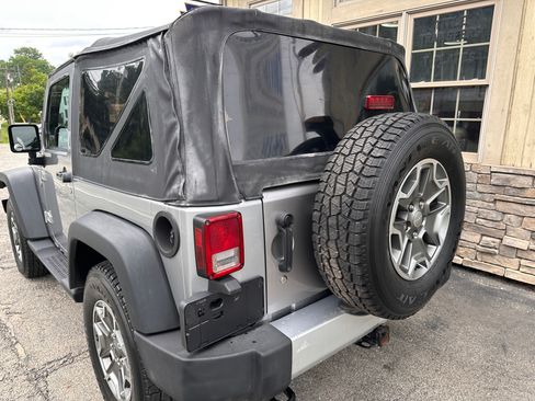 Used 2014 Jeep Wrangler 4WD Sport image 8