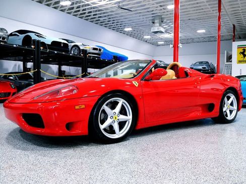 Used 2002 Ferrari 360 Spider image 2