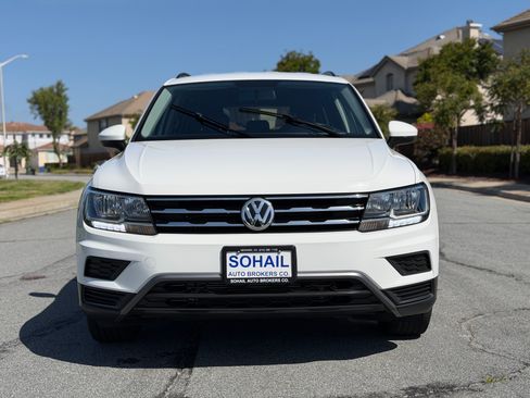 Used 2021 Volkswagen Tiguan FWD S image 4