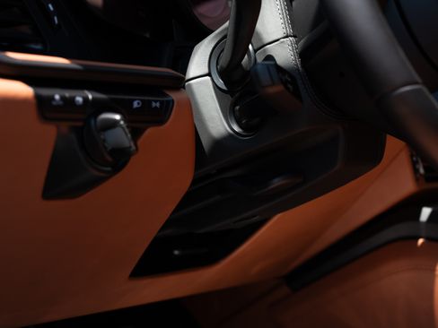 Used 2024 Porsche 911 S/T image 90