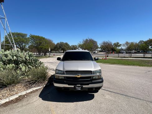 Used 2004 Chevrolet Silverado 1500 LS image 13
