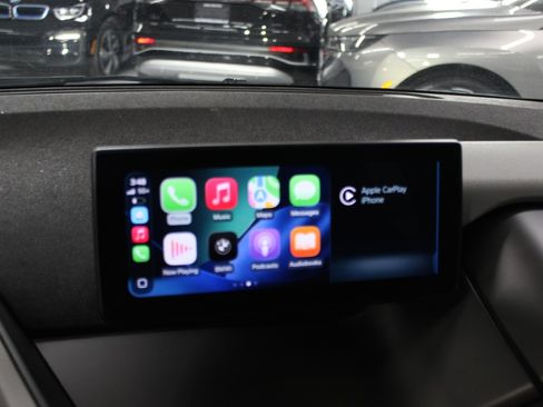 Used 2018 BMW i3 image 13
