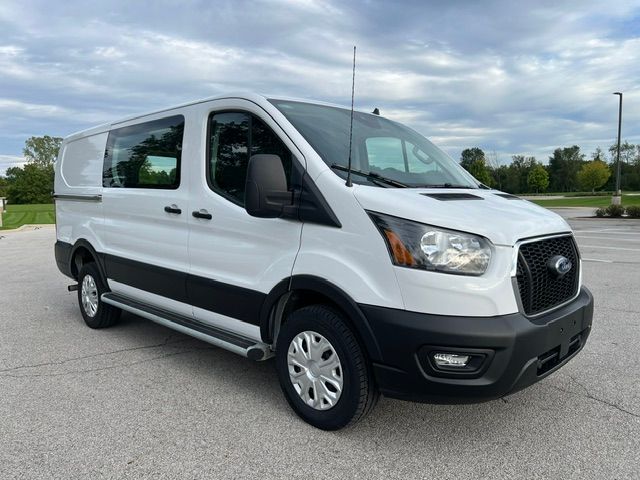 Used 2025 Ford Transit 250 Low Roof RWD image 7
