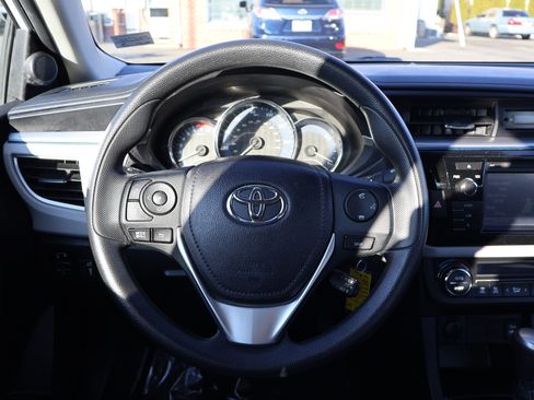 Used 2014 Toyota Corolla LE image 15