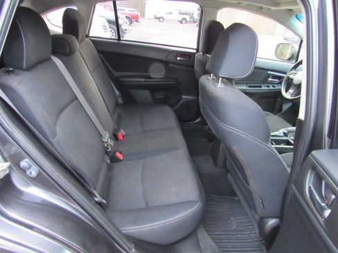 Used 2013 Subaru XV Crosstrek 2.0i Premium image 21