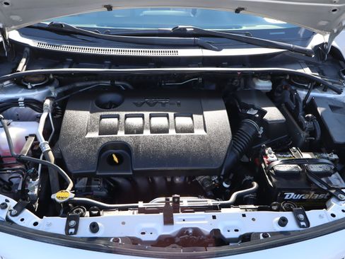Used 2011 Toyota Corolla LE FWD image 28