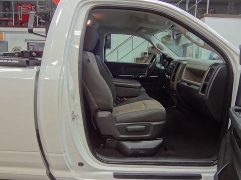 Used 2012 RAM 2500 4x4 Regular Cab ST image 14
