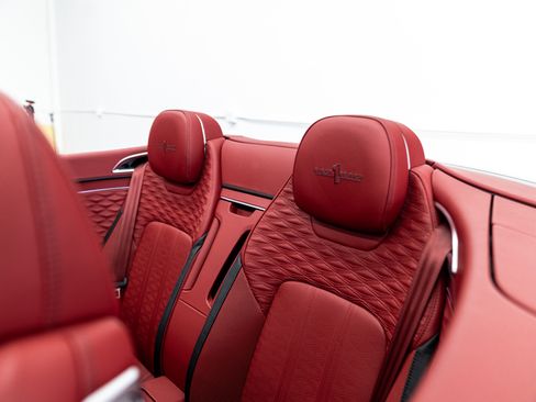 Used 2025 Bentley Continental GTC Speed image 61