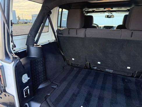 Used 2013 Jeep Wrangler Unlimited Sport image 35