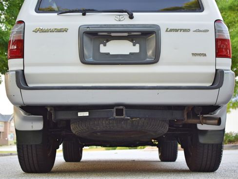 Used 2000 Toyota 4Runner Limited AWD/4WD image 38