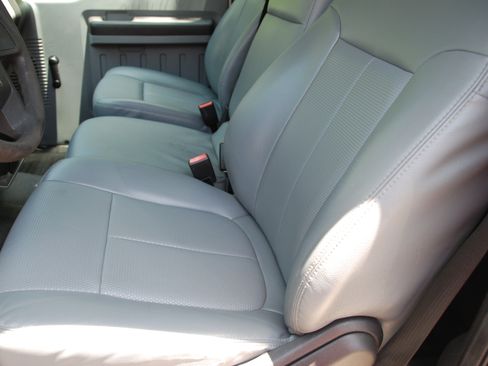 Used 2016 Ford F250 image 6