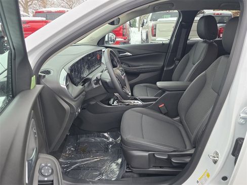 New 2026 Buick Encore GX Preferred image 12