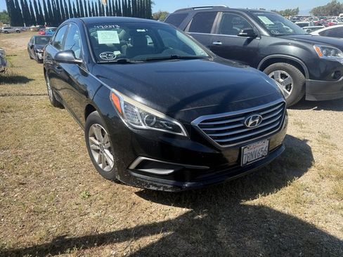 Used 2016 Hyundai Sonata SE FWD image 1