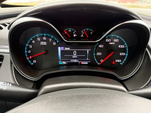 Used 2018 Chevrolet Impala LT image 7