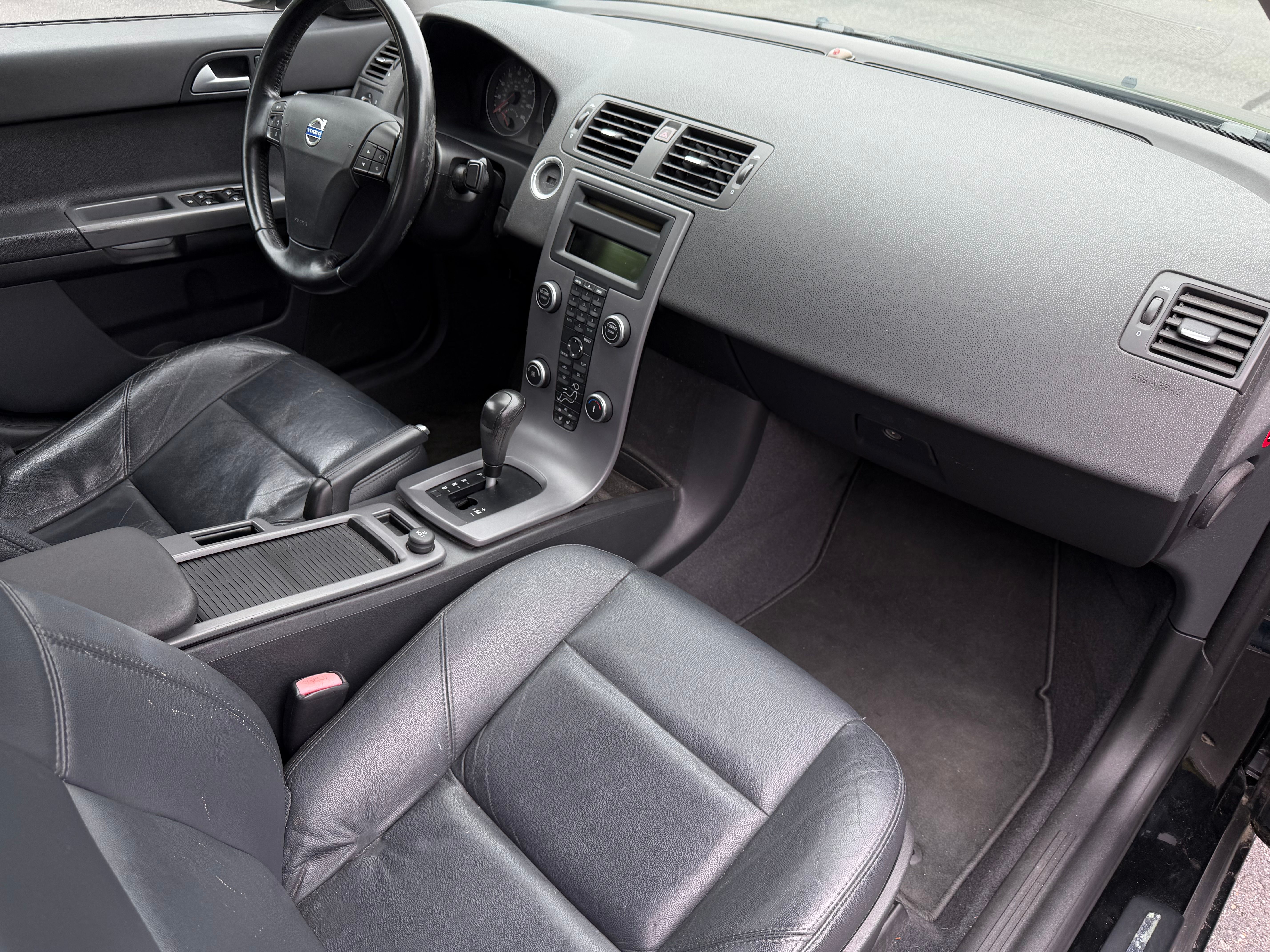 Used 2009 Volvo S40 2.4i FWD image 46