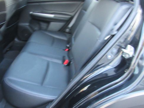 Used 2015 Subaru XV Crosstrek 2.0i Limited image 14