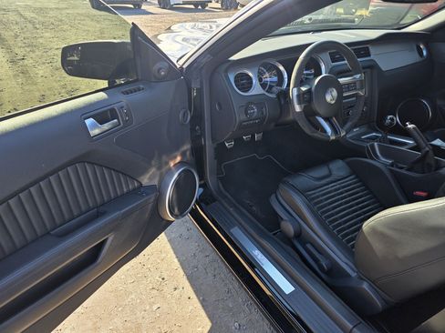 Used 2013 Ford Mustang Shelby GT500 image 8