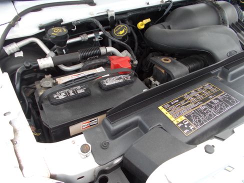 Used 2016 Ford E-350 and Econoline 350 XL image 28