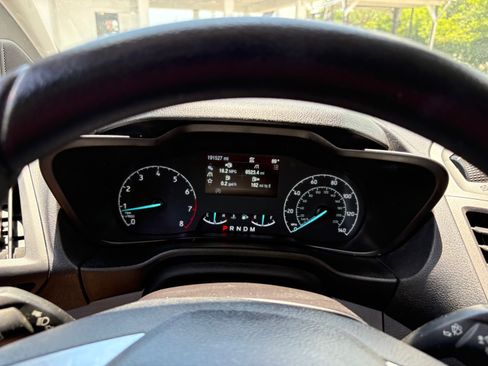 Used 2019 Ford Transit Connect XL Long Wheel Base FWD image 11