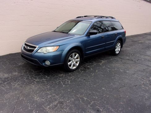 Used 2008 Subaru Outback 2.5i AWD/4WD image 1
