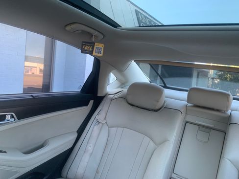 Used 2016 Hyundai Genesis 3.8 image 19