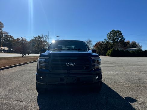 Used 2025 Ford F150 Lariat image 10