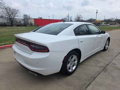 Used 2022 Dodge Charger SXT image 6