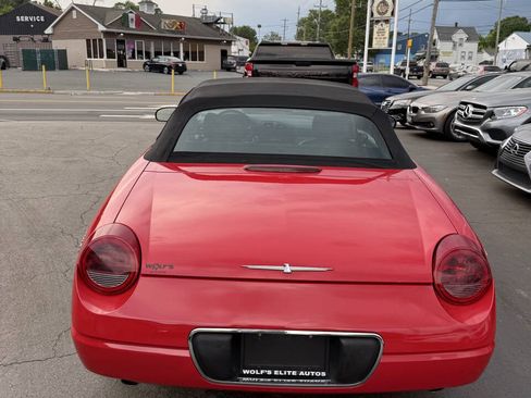 Used 2002 Ford Thunderbird Deluxe RWD image 7