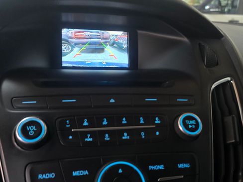 Used 2017 Ford Focus ST image 32