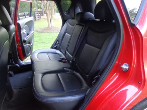 Used 2015 Kia Soul ! w/ SUN & SOUND PACKAGE FWD image 17