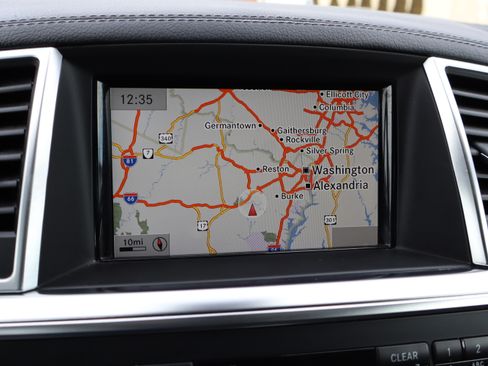 Used 2016 Mercedes-Benz GL 450 image 28