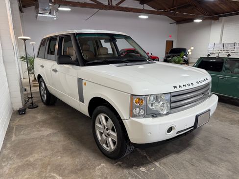 Used 2004 Land Rover Range Rover HSE image 6
