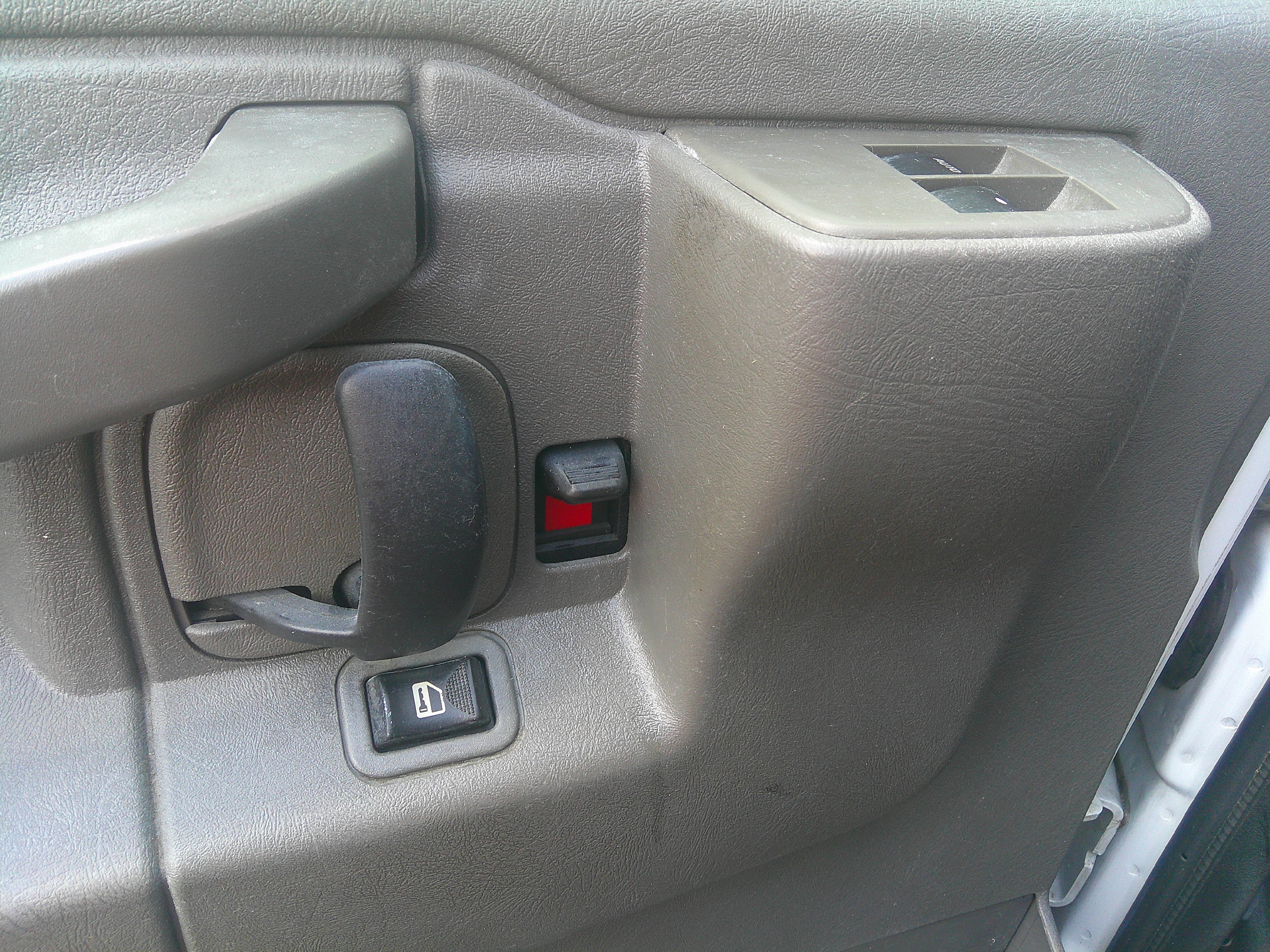 Used 2017 Chevrolet Express 3500 UNAVAIL RWD image 8