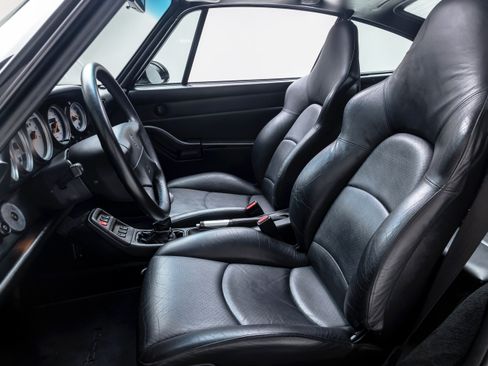 Used 1998 Porsche 911 Carrera S 2 wheel drive image 28