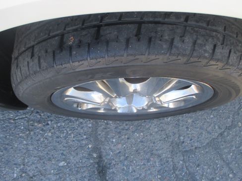 Used 2007 Subaru Outback 2.5i Premium image 18