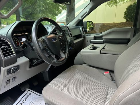 Used 2017 Ford F150 FX4 image 12