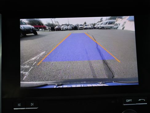 Used 2018 Porsche Macan Sport Edition image 25