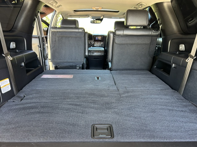 Used 2018 Toyota Sequoia 4WD SR5 image 17