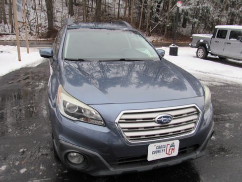 Used 2015 Subaru Outback 2.5i Premium image 18