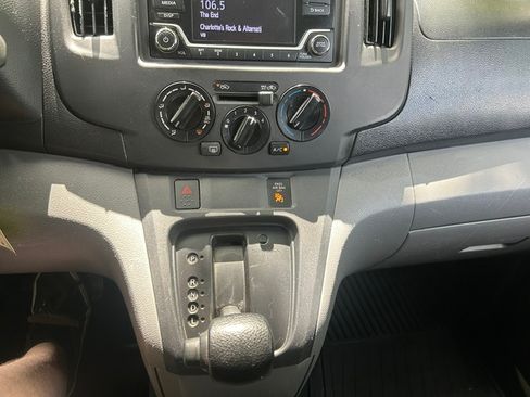 Used 2019 Nissan NV200 S FWD image 15