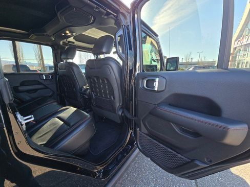 Used 2020 Jeep Gladiator Rubicon image 13