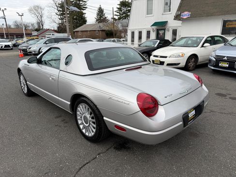 Used 2004 Ford Thunderbird image 43